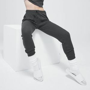 NWT - Alo SoHo Sweatpants in Anthracite - size M